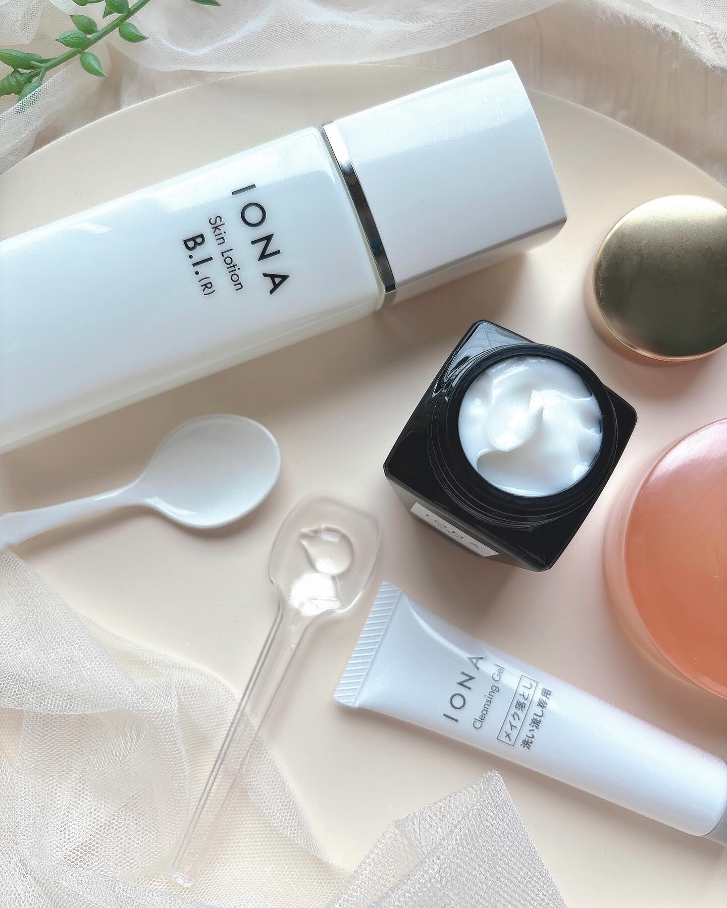 ジェル クレンジング/イオナ エフ/クレンジングジェルを使ったクチコミ（2枚目）