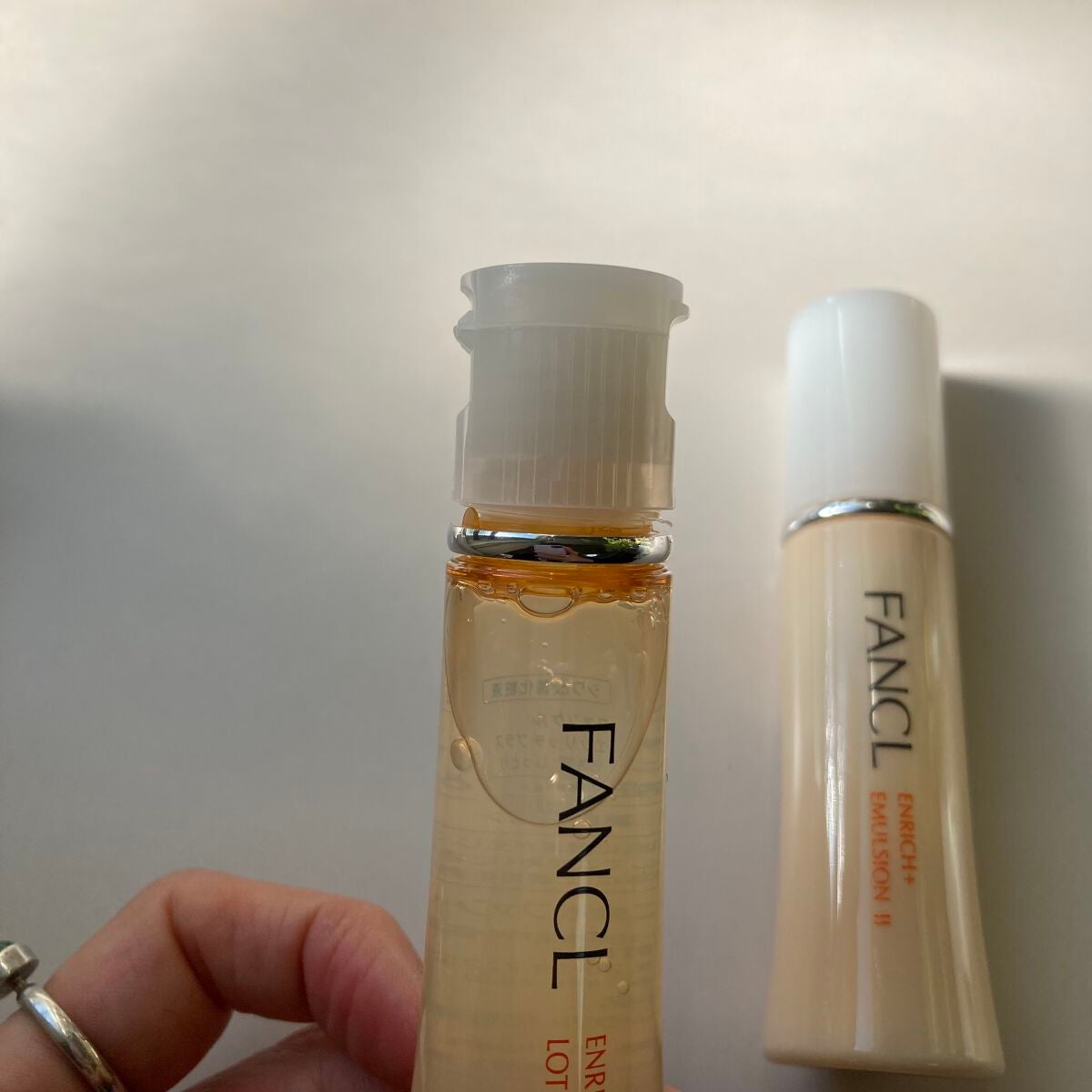 エンリッチプラス 化粧液Ⅱ しっとり <医薬部外品>/ファンケル/化粧水を使ったクチコミ(2枚目)