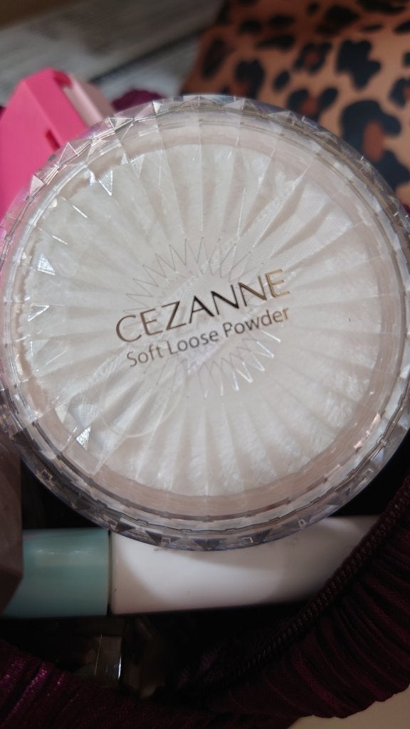 うるふわ仕上げパウダー/CEZANNE/ルースパウダーを使ったクチコミ(1枚目)