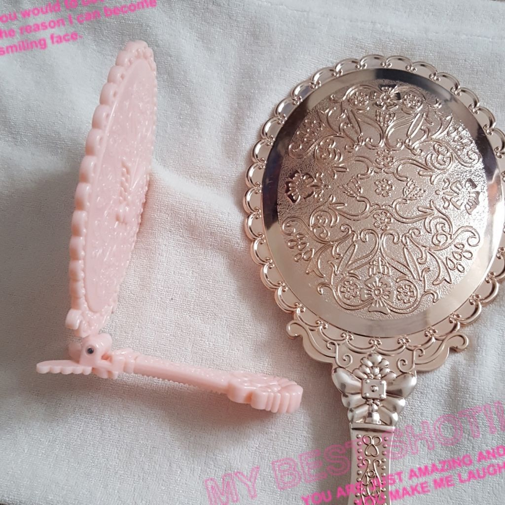 ハンドミラー/DAISO/その他化粧小物を使ったクチコミ(2枚目)