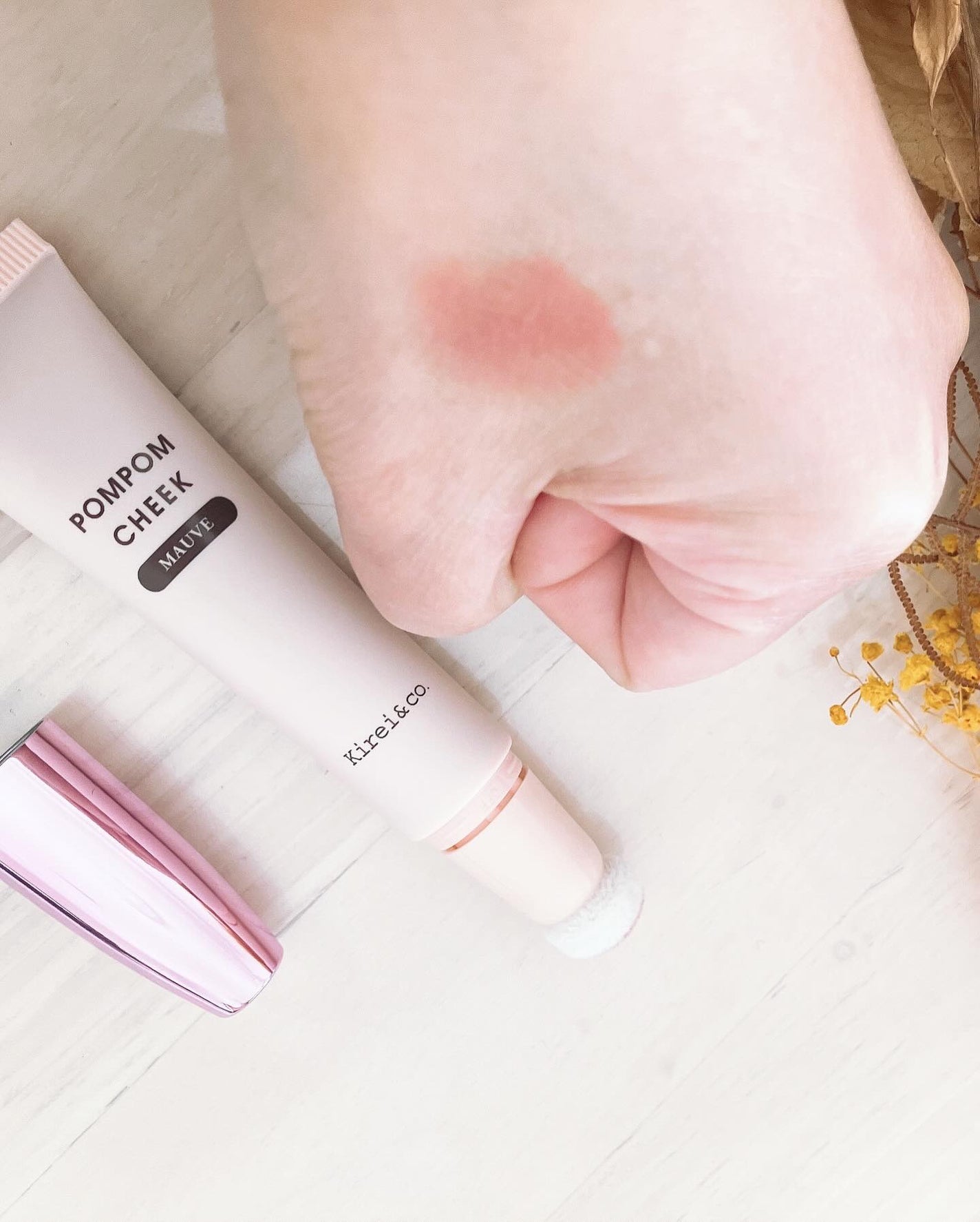 美容まとめ💄💕フォロバ100 on LIPS 「キレイアンドコー🤍ドンキで購入しました☺️見た目とっても可愛い..」(1枚目)