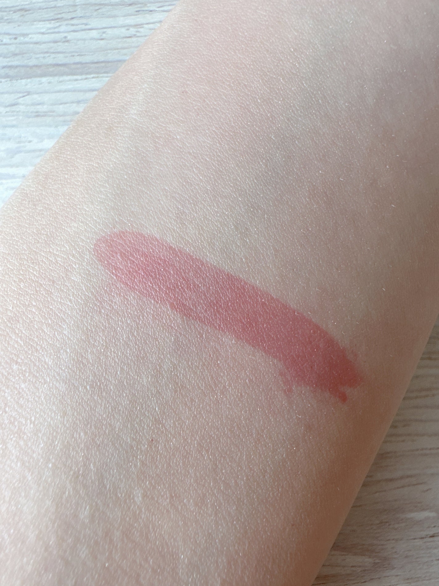 ノンスティッキーダズルティント/unleashia/リップティントを使ったクチコミ(4枚目)