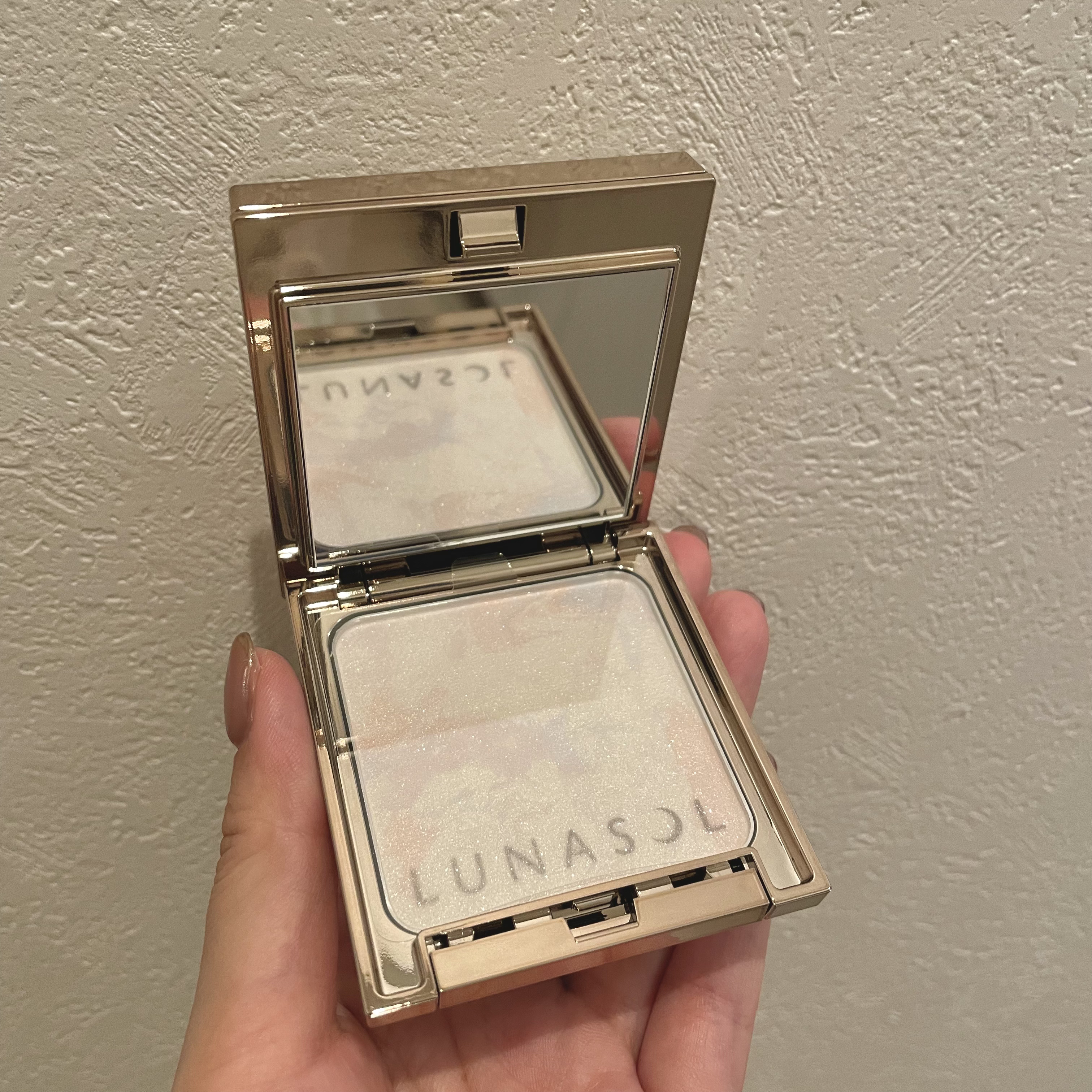 マージングフェースグロウ/LUNASOL/プレストパウダーを使ったクチコミ（1枚目）