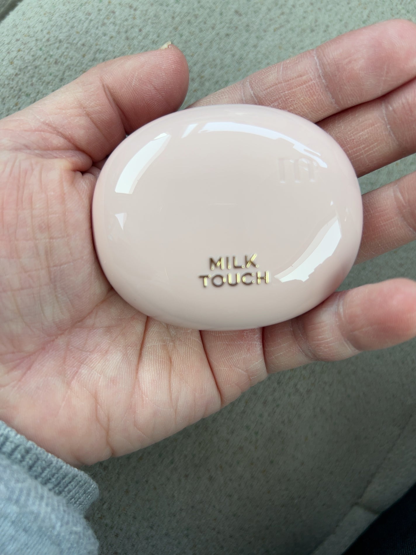 オールデイスキンフィットミルキーグロウクッション/Milk Touch/クッションファンデーションを使ったクチコミ(2枚目)