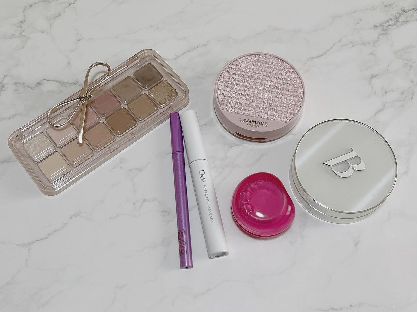 「密着アイライナー」ショート筆リキッド/デジャヴュ/リキッドアイライナーを使ったクチコミ(1枚目)