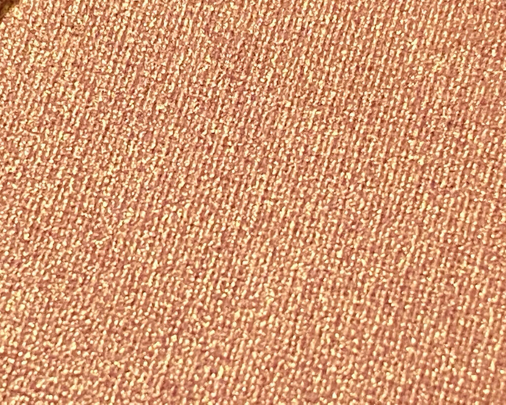 スモール アイシャドウ エクスペンシブ ピンク/M・A・C/単色アイシャドウを使ったクチコミ（2枚目）