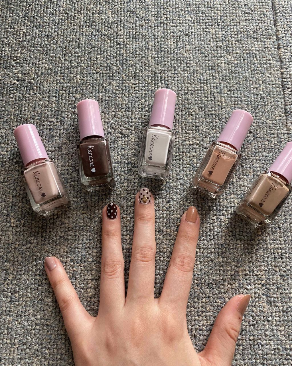 #セルフネイル,#マニキュアネイル,#週末ネイル,#休日ネイル,#ダイソーネイル,#シンプル秋ネイルのネイルデザイン