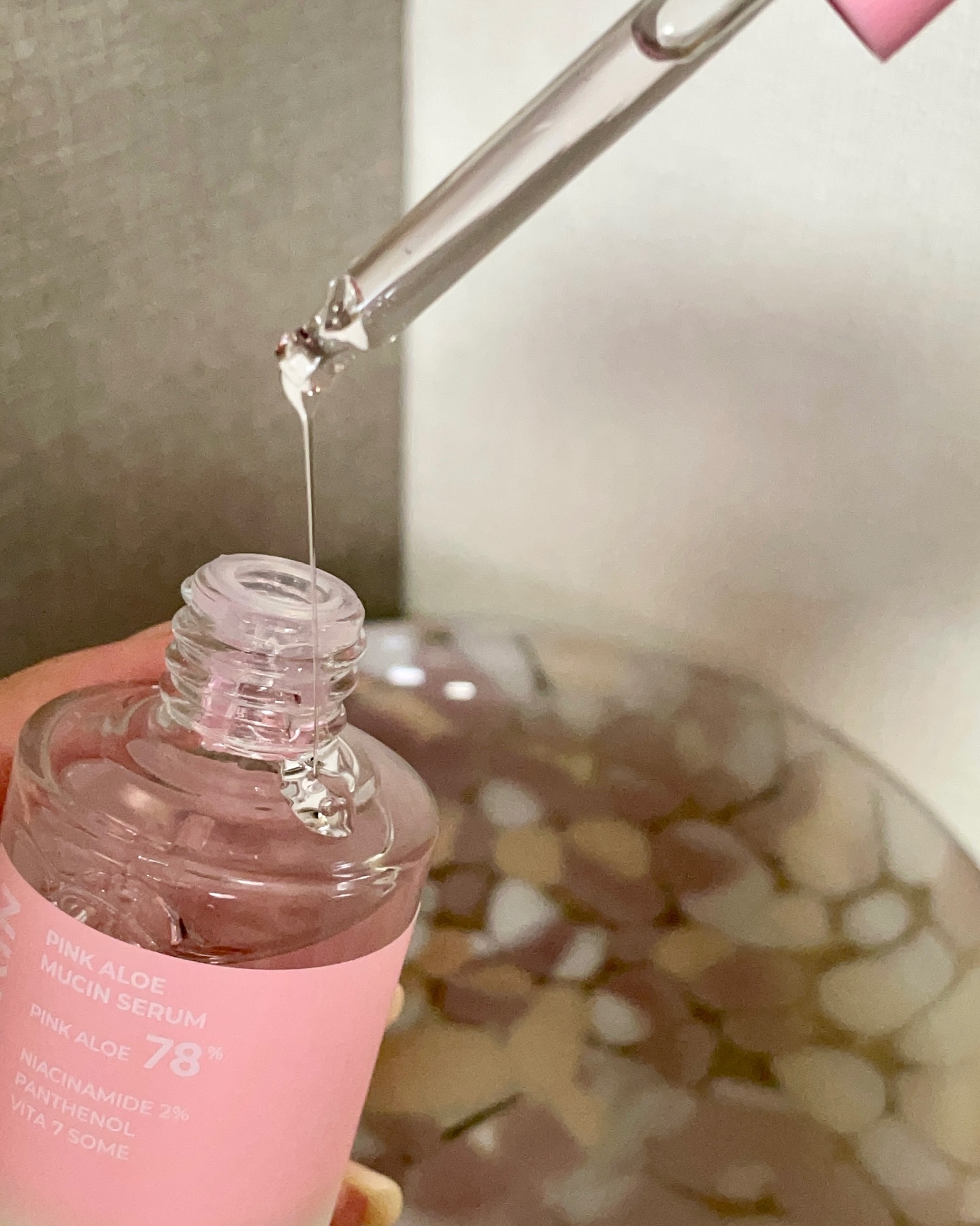 ピンクアロエムチンセラム/APRILSKIN/美容液を使ったクチコミ（2枚目）