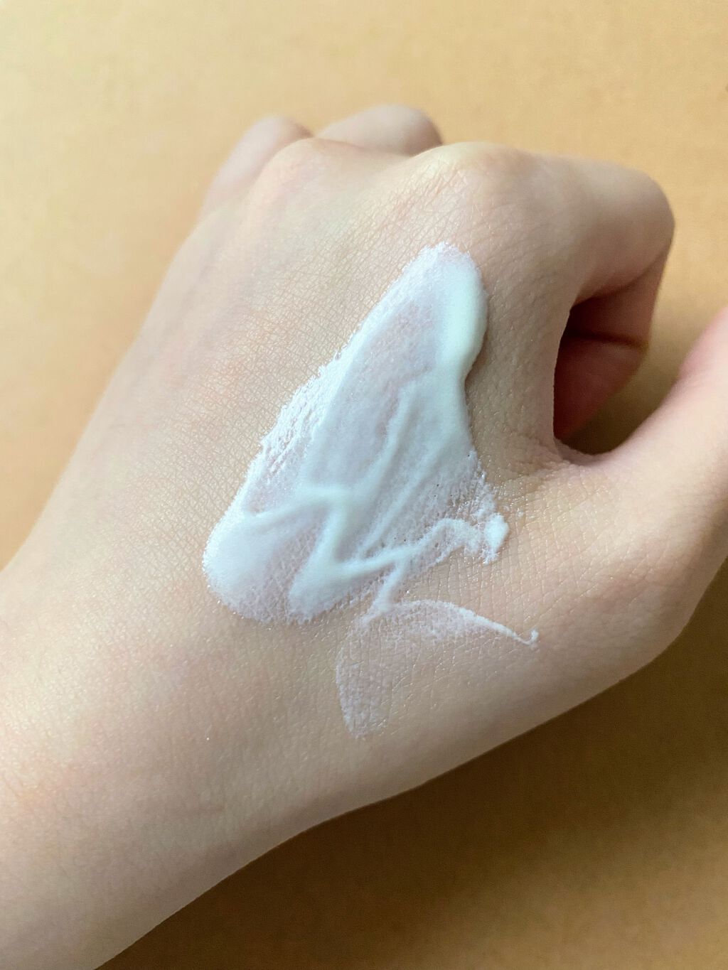 ビオレUV アクアリッチ ライトアップエッセンス/ビオレ/日焼け止めクリームを使ったクチコミ（2枚目）