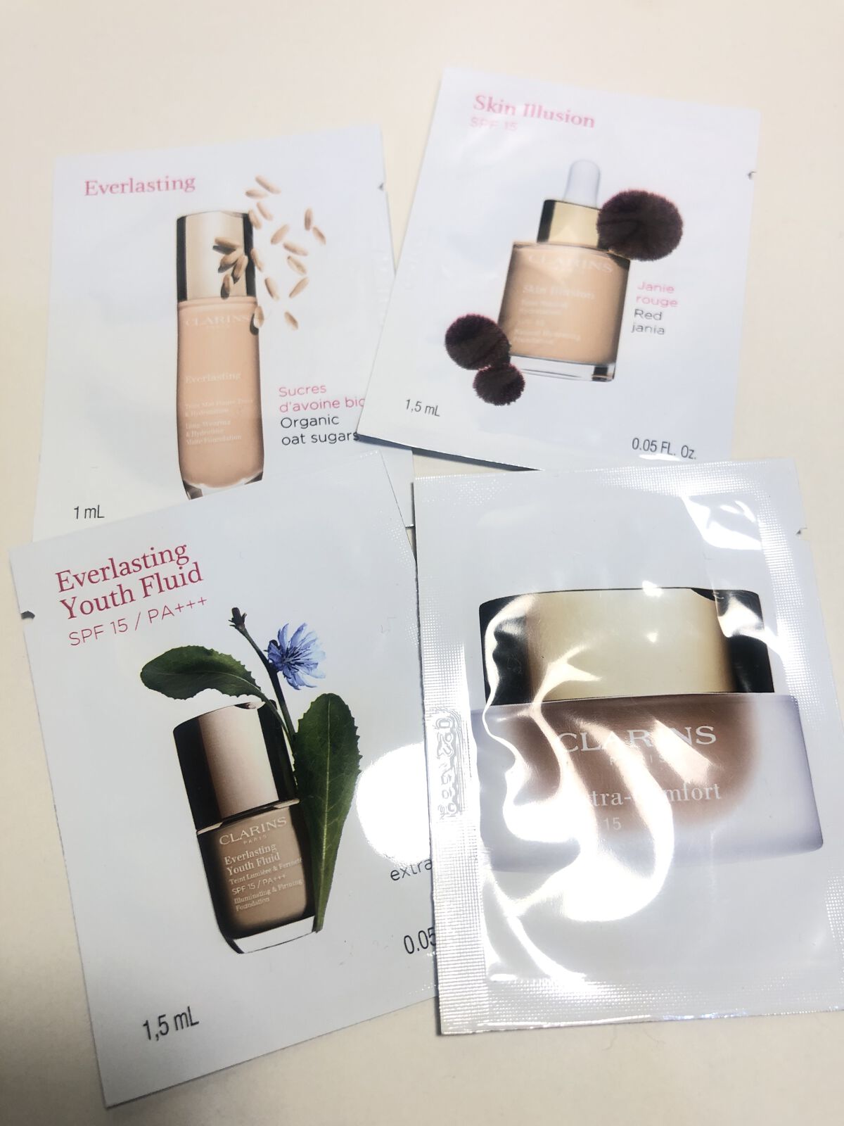 エクストラ コンフォート ファンデーション SPF15/CLARINS/クリーム・エマルジョンファンデーションを使ったクチコミ（1枚目）