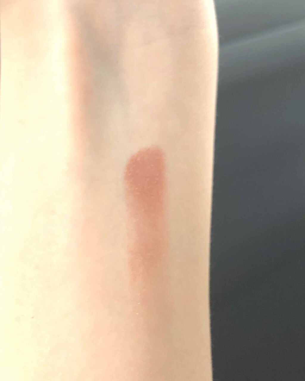 シングルカラーアイシャドウ/CEZANNE/単色アイシャドウを使ったクチコミ(2枚目)