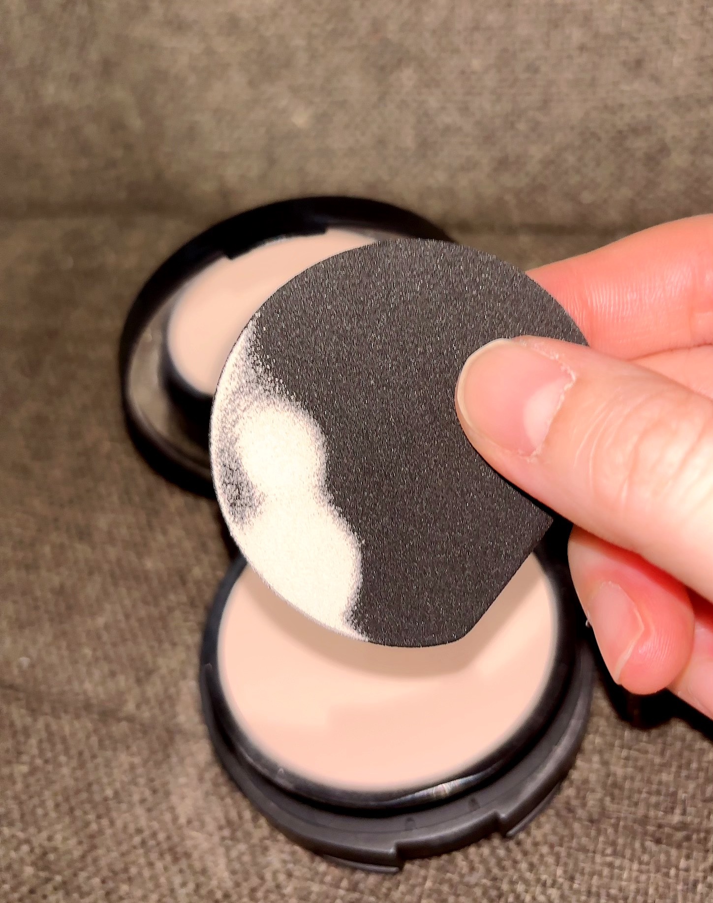 ベアプロ 16HR パウダー ファンデーション フェア 10 ニュートラル/bareMinerals/パウダーファンデーションを使ったクチコミ（3枚目）