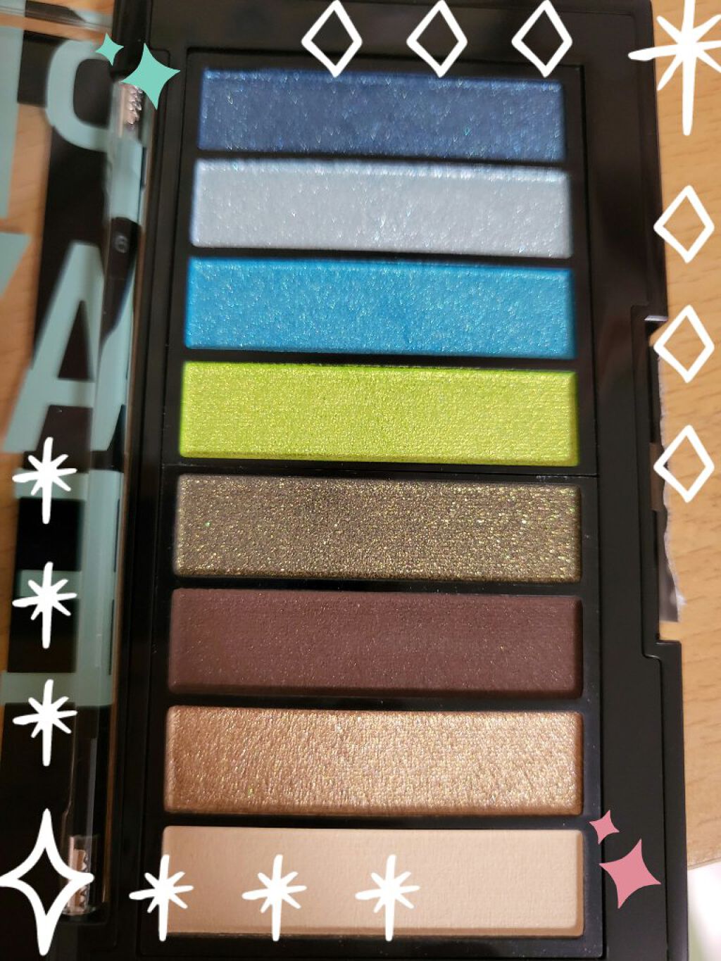 カラーステイ ルックス ブック パレット 910 プレイヤー/REVLON/アイシャドウパレットを使ったクチコミ（1枚目）