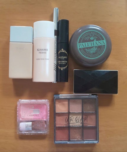 UR GLAM BLOOMING EYE COLOR PALETTE/U R GLAM/アイシャドウパレットを使ったクチコミ(4枚目)