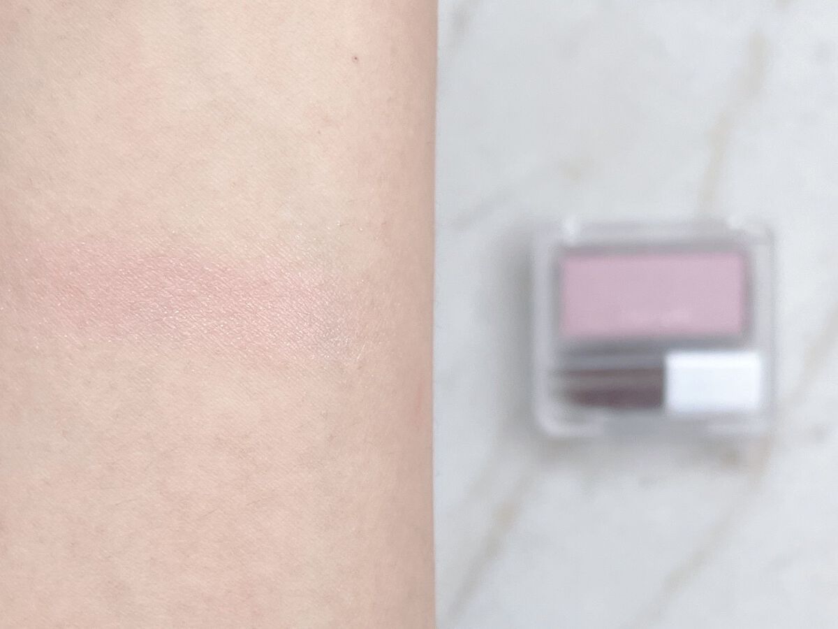 パウダー チーク　ニュアンスカラー 300 パープル系パール/ちふれ/パウダーチークを使ったクチコミ（2枚目）