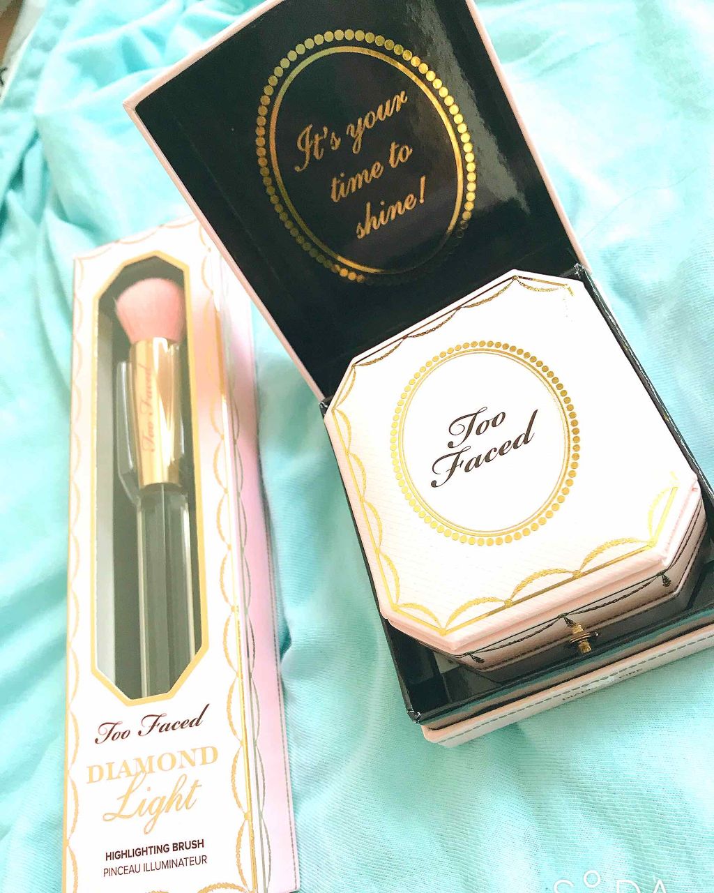 ダイヤモンドライト ハイライター ブラシ/Too Faced/メイクブラシを使ったクチコミ(1枚目)