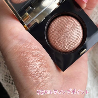 リュクス アイシャドウ フォイル/BOBBI BROWN/シングルアイシャドウを使ったクチコミ（2枚目）