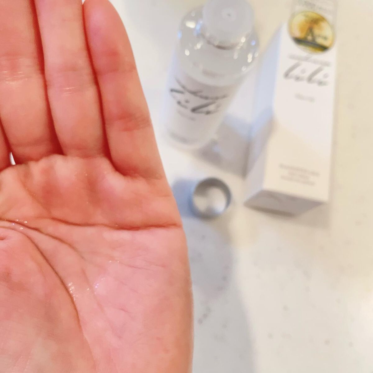 マドンナ リリ ヘアオイル/MADONNA LILI/ヘアオイルを使ったクチコミ(3枚目)