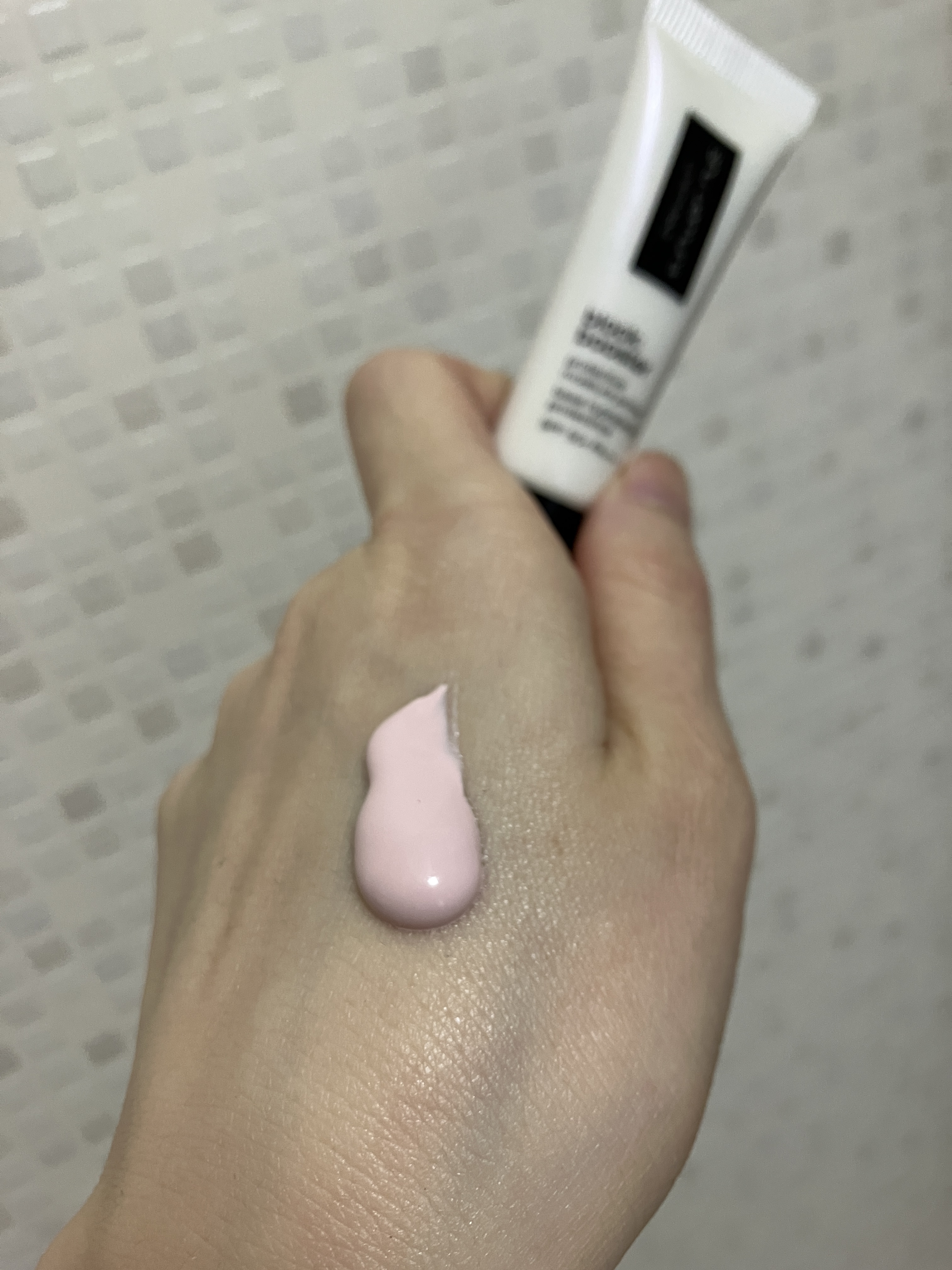 アンリミテッド ブロック：ブースター サクラ ピンク/shu uemura/化粧下地を使ったクチコミ（3枚目）