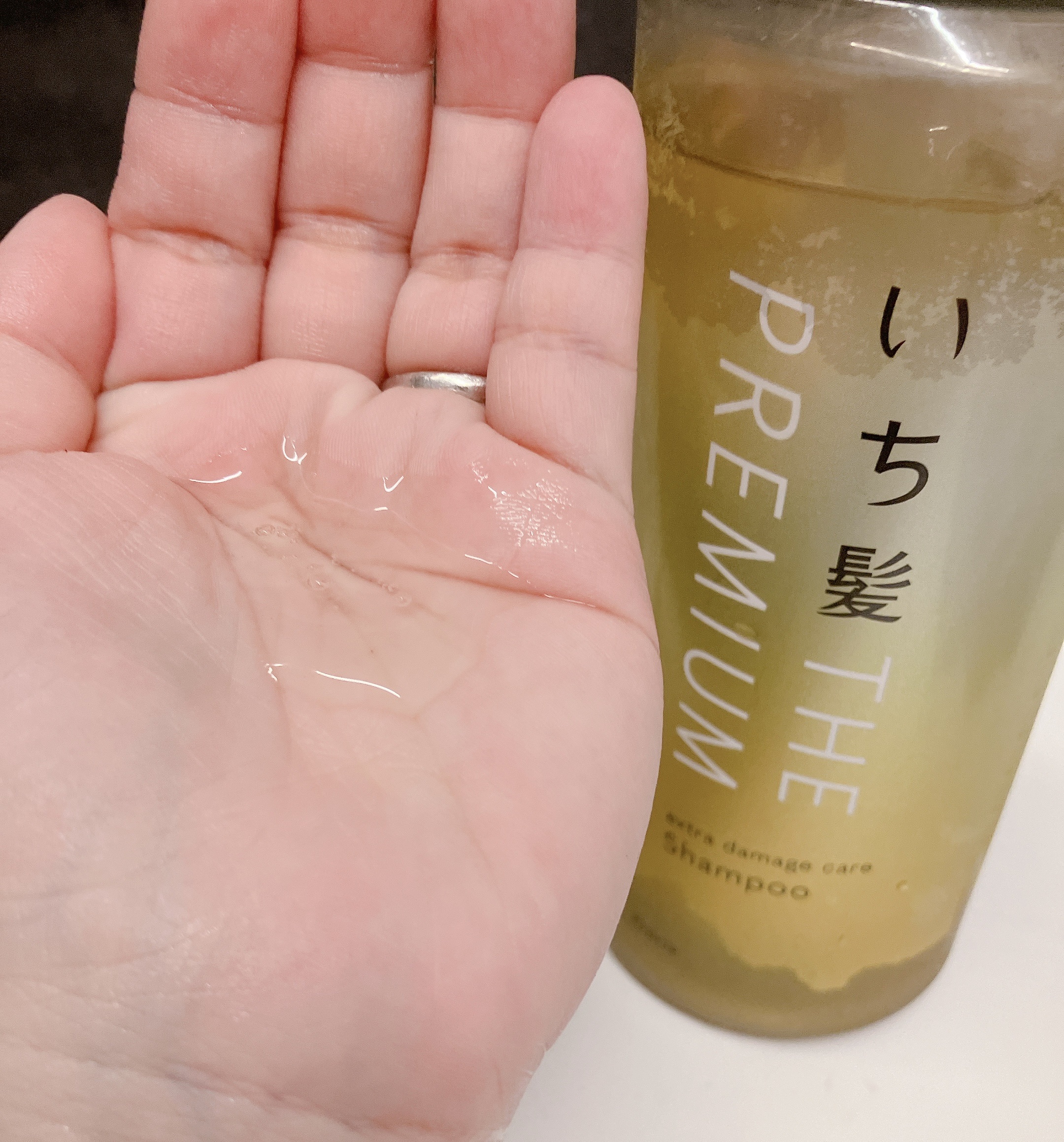 THE PREMIUM エクストラダメージケアシャンプー／トリートメント（シャイニーモイスト）/いち髪/市販シャンプーを使ったクチコミ（2枚目）