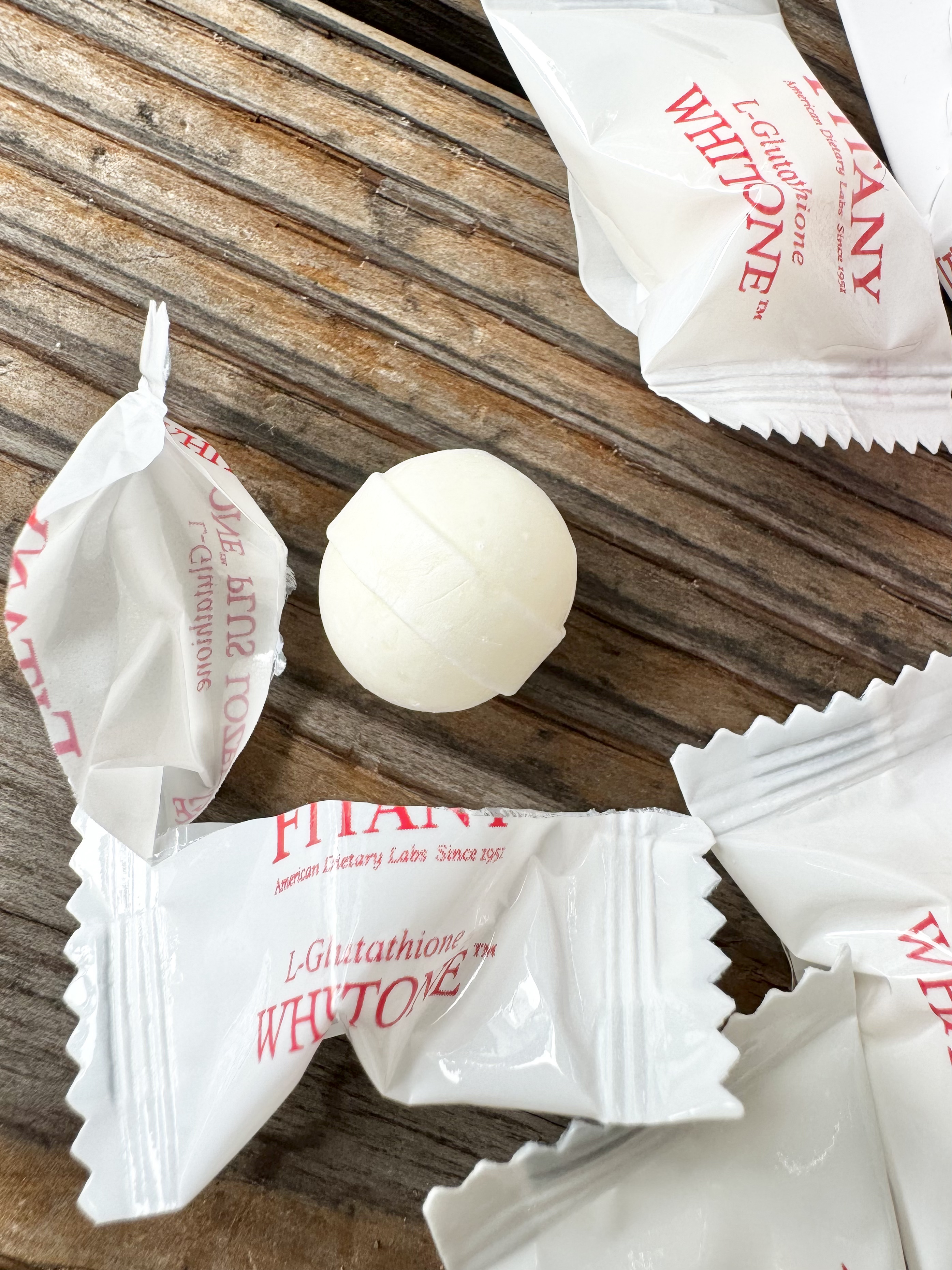 ホワイトーンプラスロゼンジ/FITANY/美容サプリメントを使ったクチコミ（2枚目）