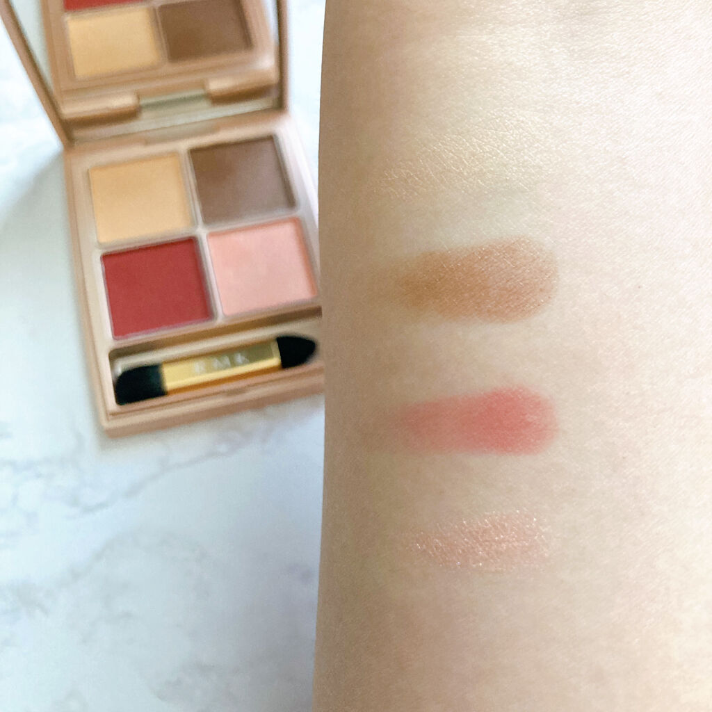  ローズウッドデイドリーム 4アイズ /RMK/アイシャドウパレットを使ったクチコミ（3枚目）