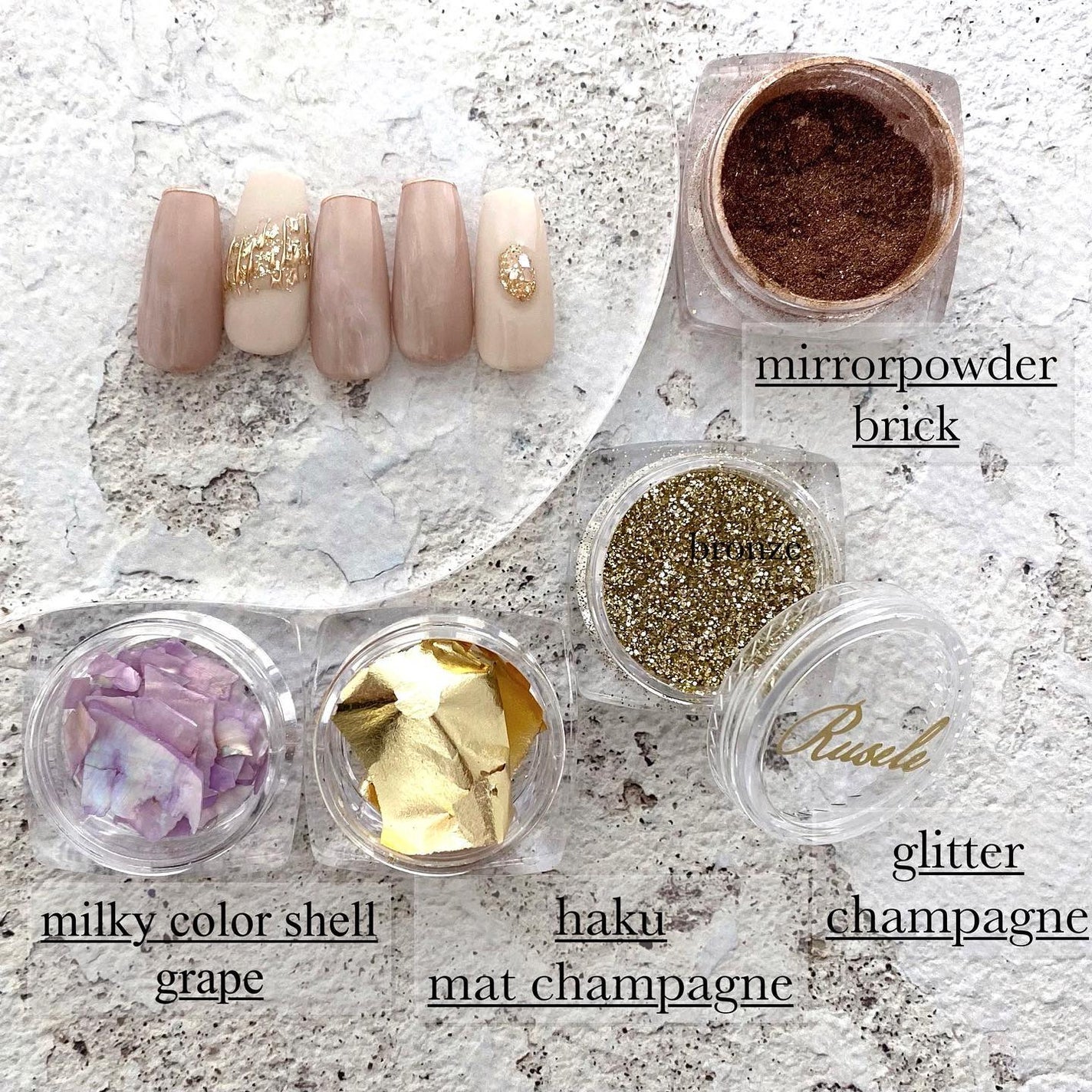 naomi on LIPS 「ルセレのミラーパウダーやグリッターとかは、ライン使いもできるけ..」(2枚目)