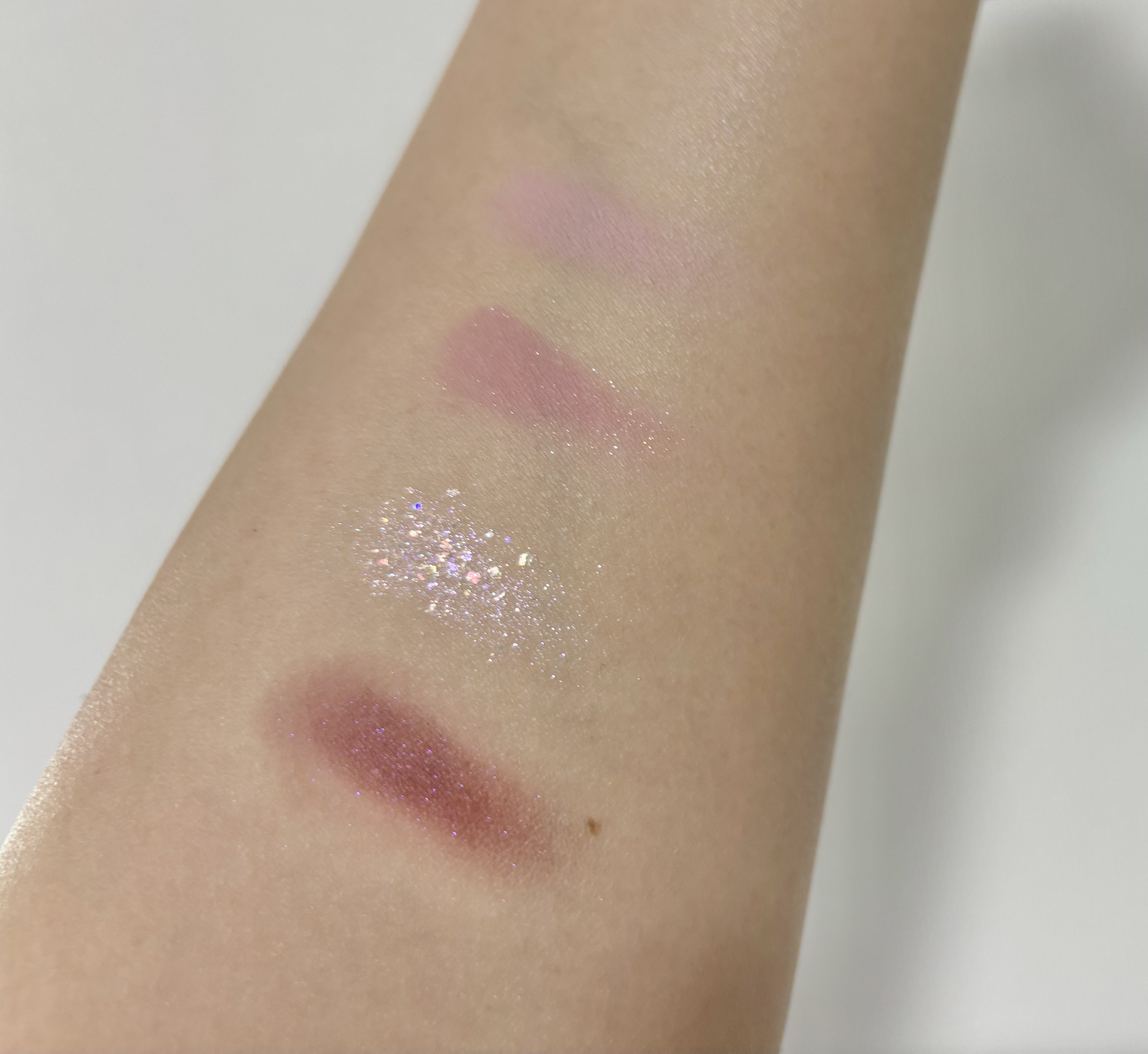 スターライト アイシャドウ/TIRTIR(ティルティル)/アイシャドウパレットを使ったクチコミ（3枚目）