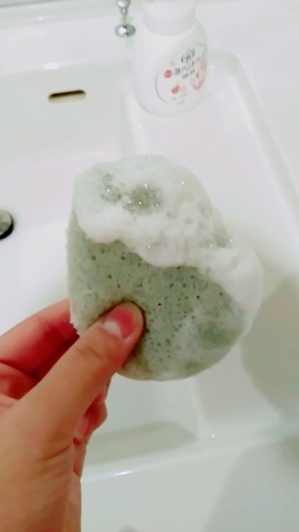 天然こんにゃくパフ/DAISO/その他スキンケアグッズを使ったクチコミ(3枚目)