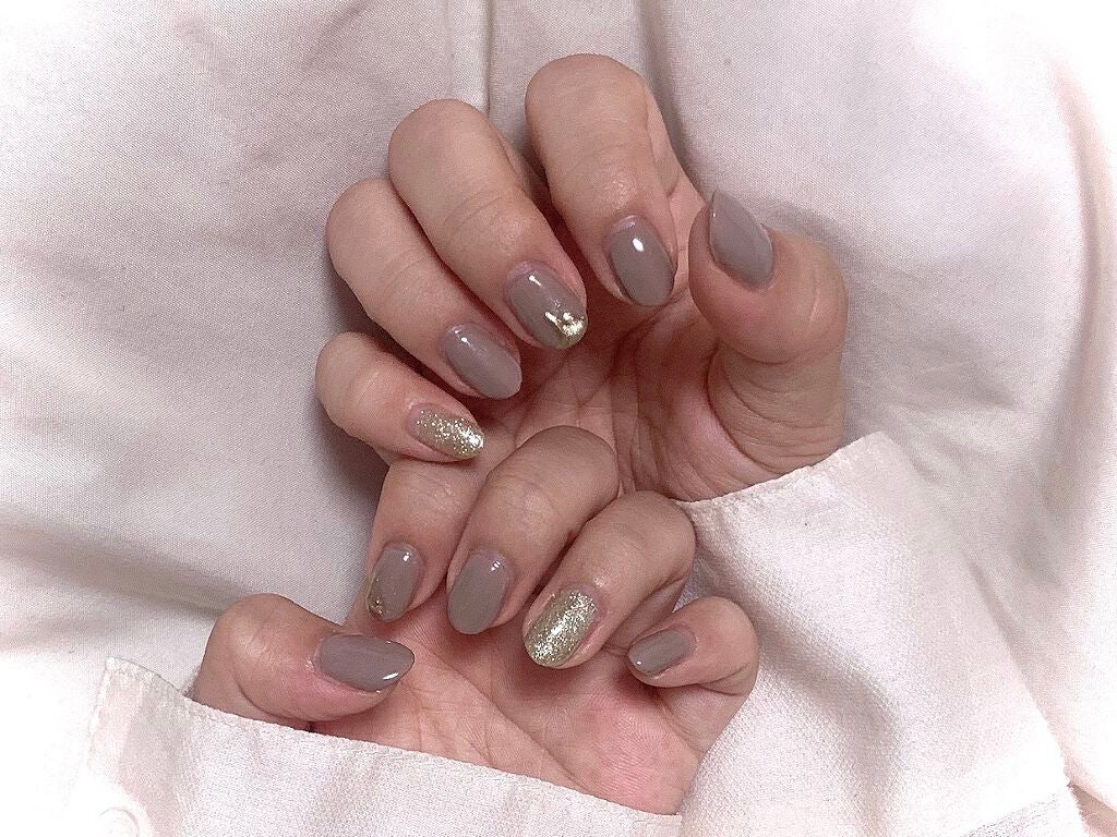 Inori on LIPS 「手抜きだけど可愛く見えるナチュ系ネイル🌿シナモンベージュの色味..」(1枚目)