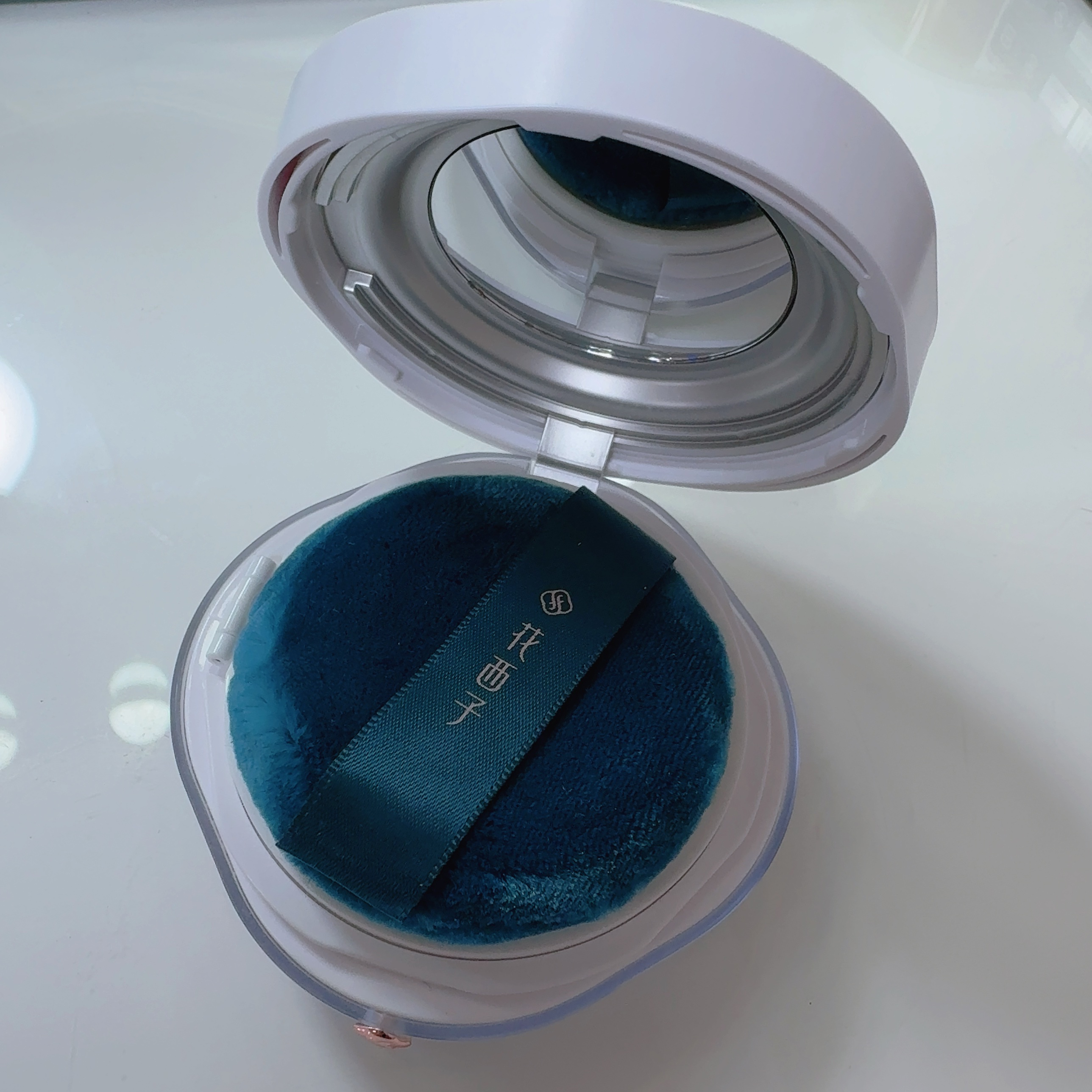 玉養桃花 ルースパウダー 05 ラベンダー/花西子/ルースパウダーを使ったクチコミ（3枚目）