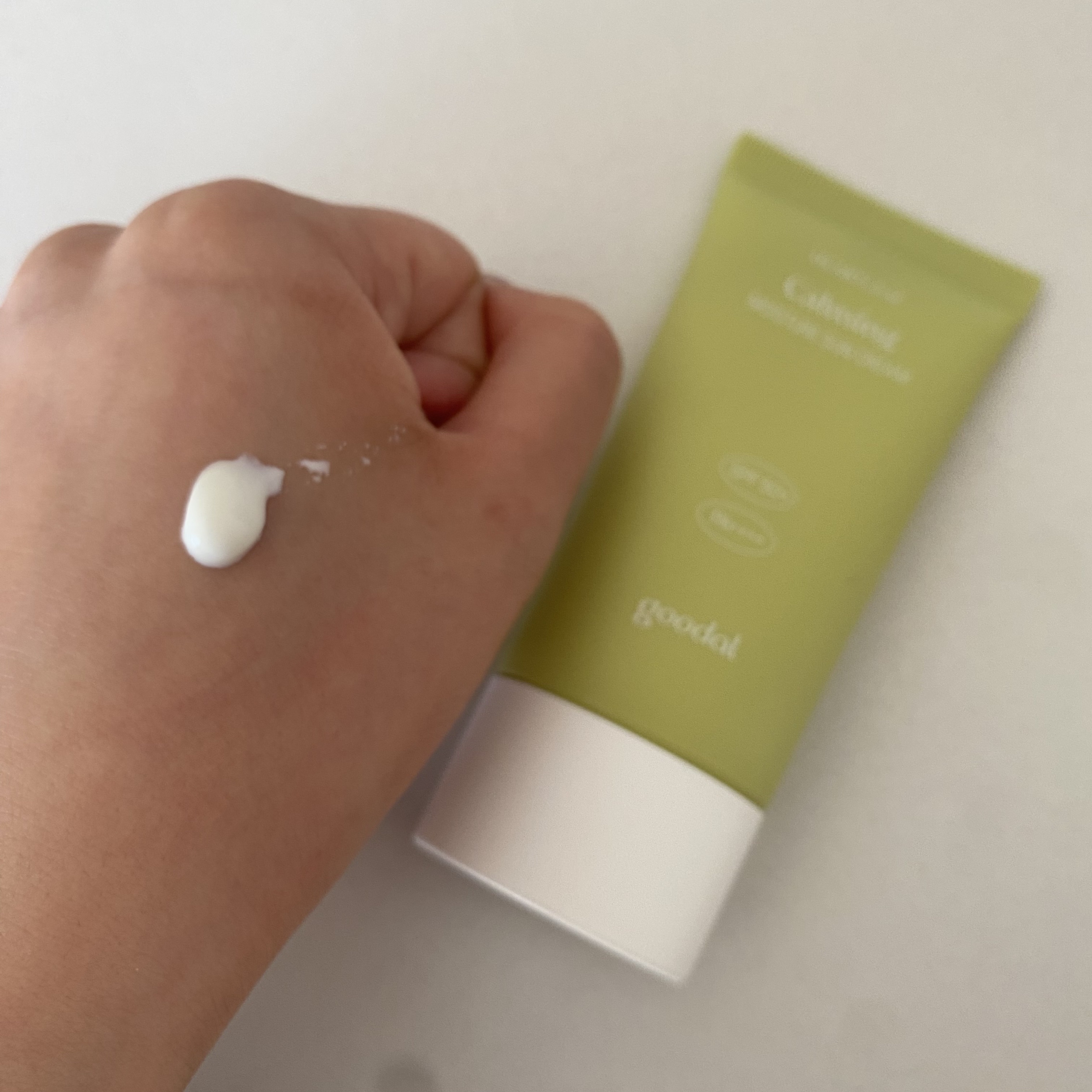 goodal ドクダミカーミングモイスチャーサンクリームのクチコミ「🍊goodal
　　ドクダミカーミングモイスチャーサンクリーム🍊
✼••┈┈••✼••┈┈••.....」（2枚目）