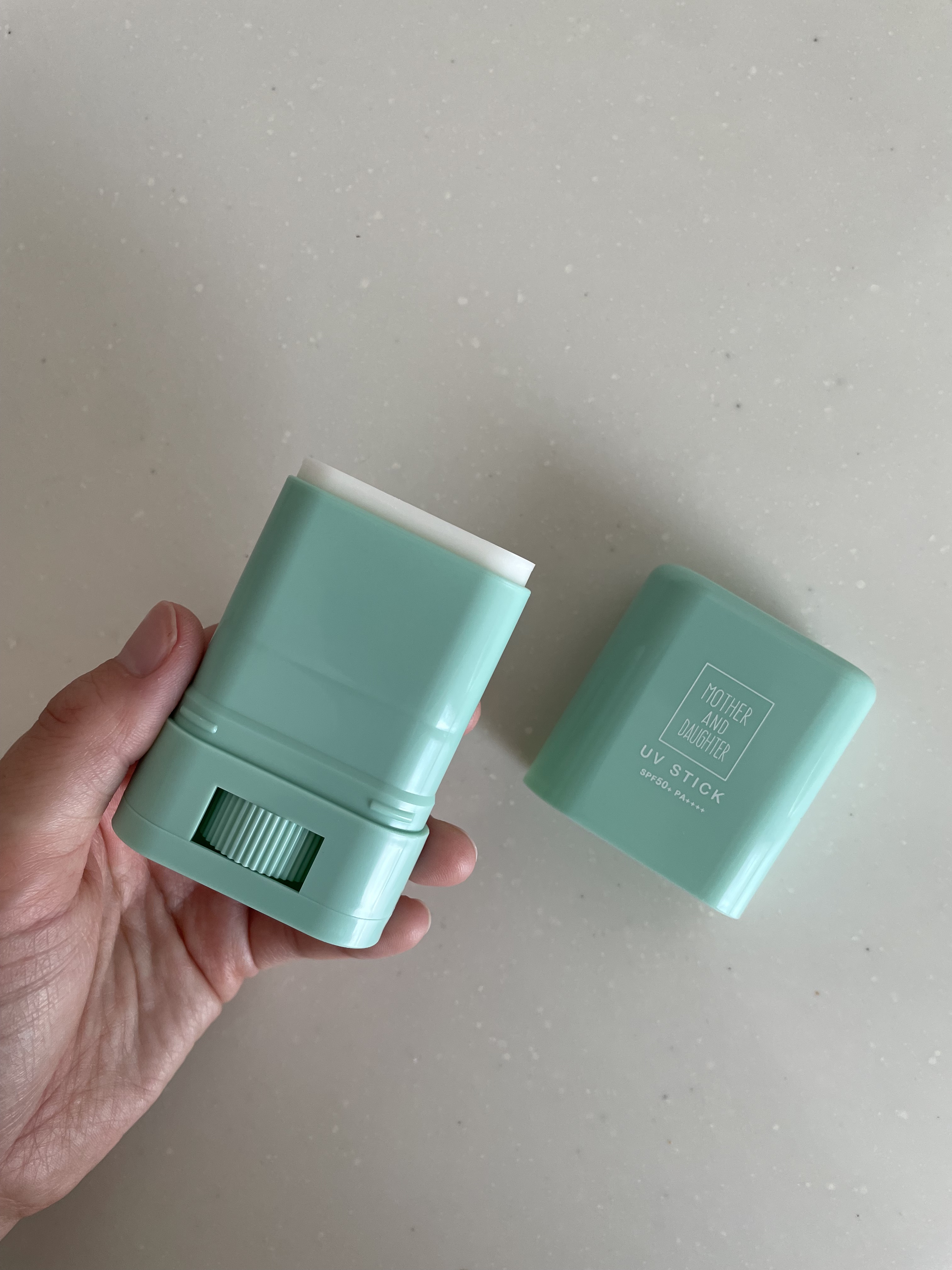 クリアUVスティック H/Mother&Daughter/日焼け止めスティックを使ったクチコミ（3枚目）