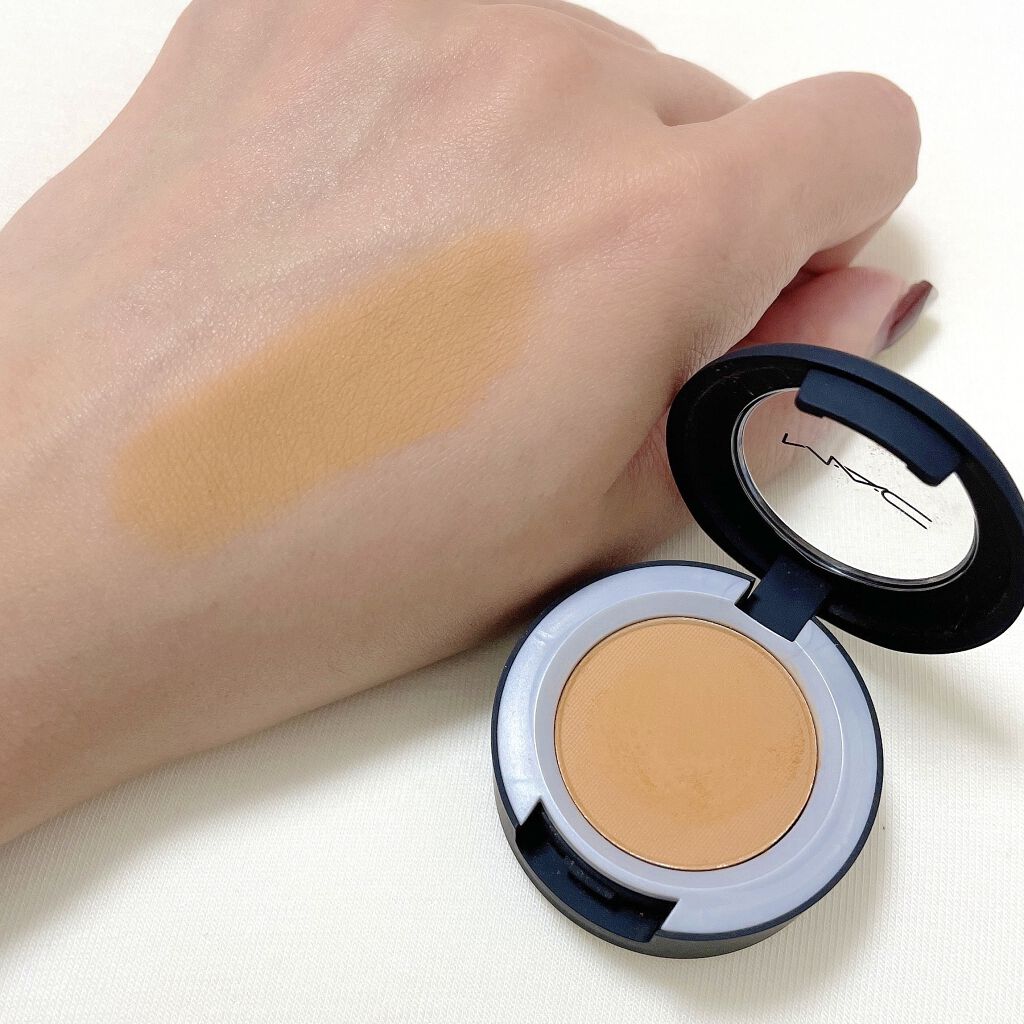 パウダー キス アイシャドウ/M・A・C/単色アイシャドウを使ったクチコミ（3枚目）