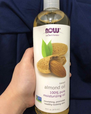 Now Foods
Sweet Almond Oil

私はiHerbで購入しました。
473㎖で￥1,000くらいでした。
安いのに大容量でコスパ良しです😍

インスタで毛穴ケアに効くと見て
気になっ
