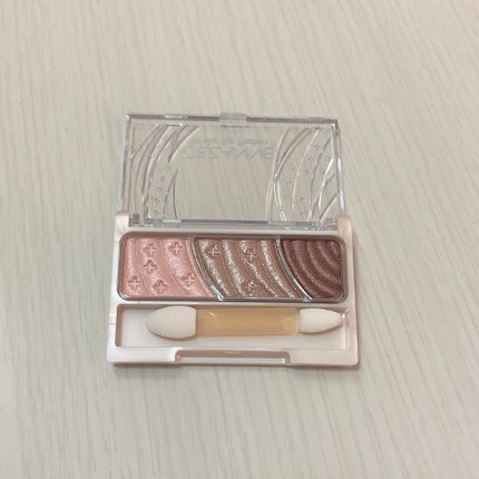 トーンアップアイシャドウ/CEZANNE/アイシャドウパレットを使ったクチコミ(1枚目)