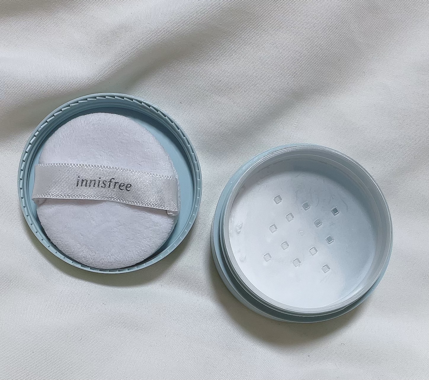 ノーセバム　ミネラルパウダー　N/innisfree/ルースパウダーを使ったクチコミ（2枚目）