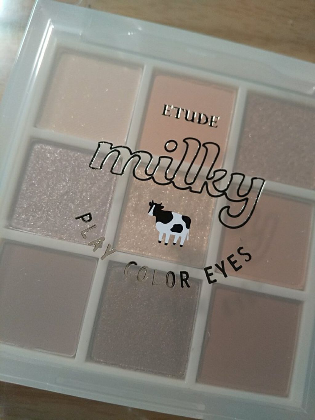 プレイカラーアイズ ≪ミルキーコレクション≫ バナナミルク/ETUDE/アイシャドウパレットを使ったクチコミ（2枚目）