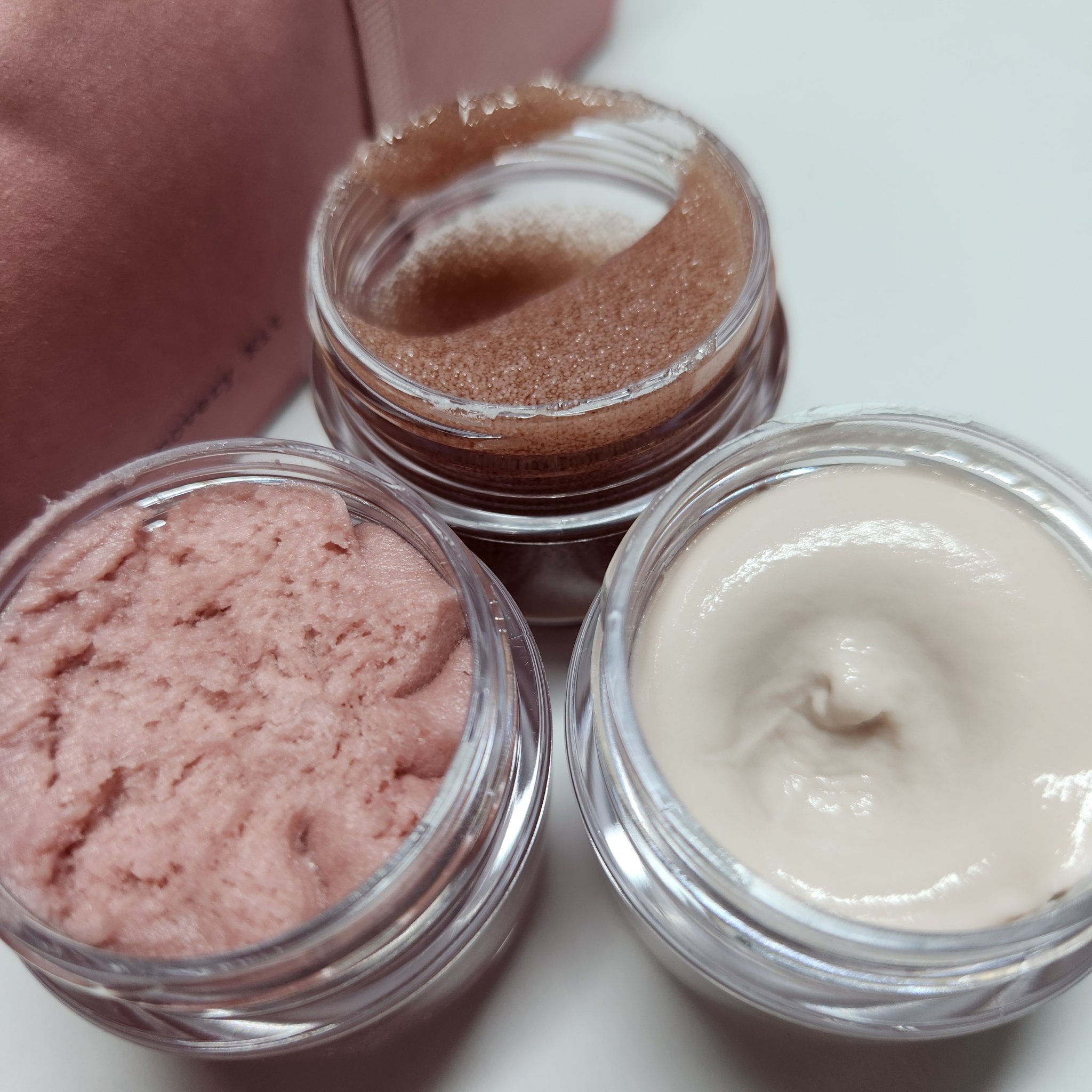 ホイップドムファバターヴィーガントッピングボディバター/WHIPPED/ボディクリームを使ったクチコミ（3枚目）