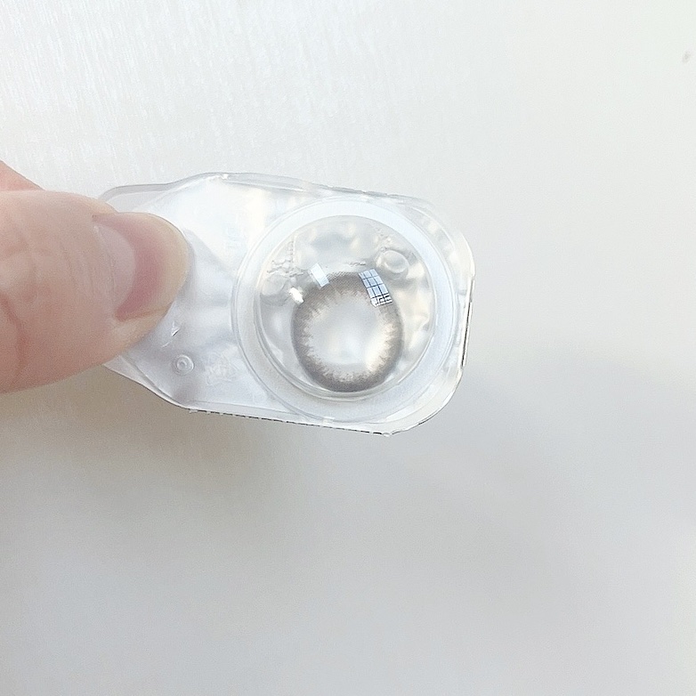 U.P.D. 1day ホログラムダリア/U.P.D./ワンデー（１DAY）カラコンを使ったクチコミ（2枚目）