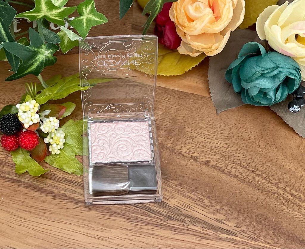 パールグロウハイライト/CEZANNE/パウダーハイライトを使ったクチコミ（2枚目）