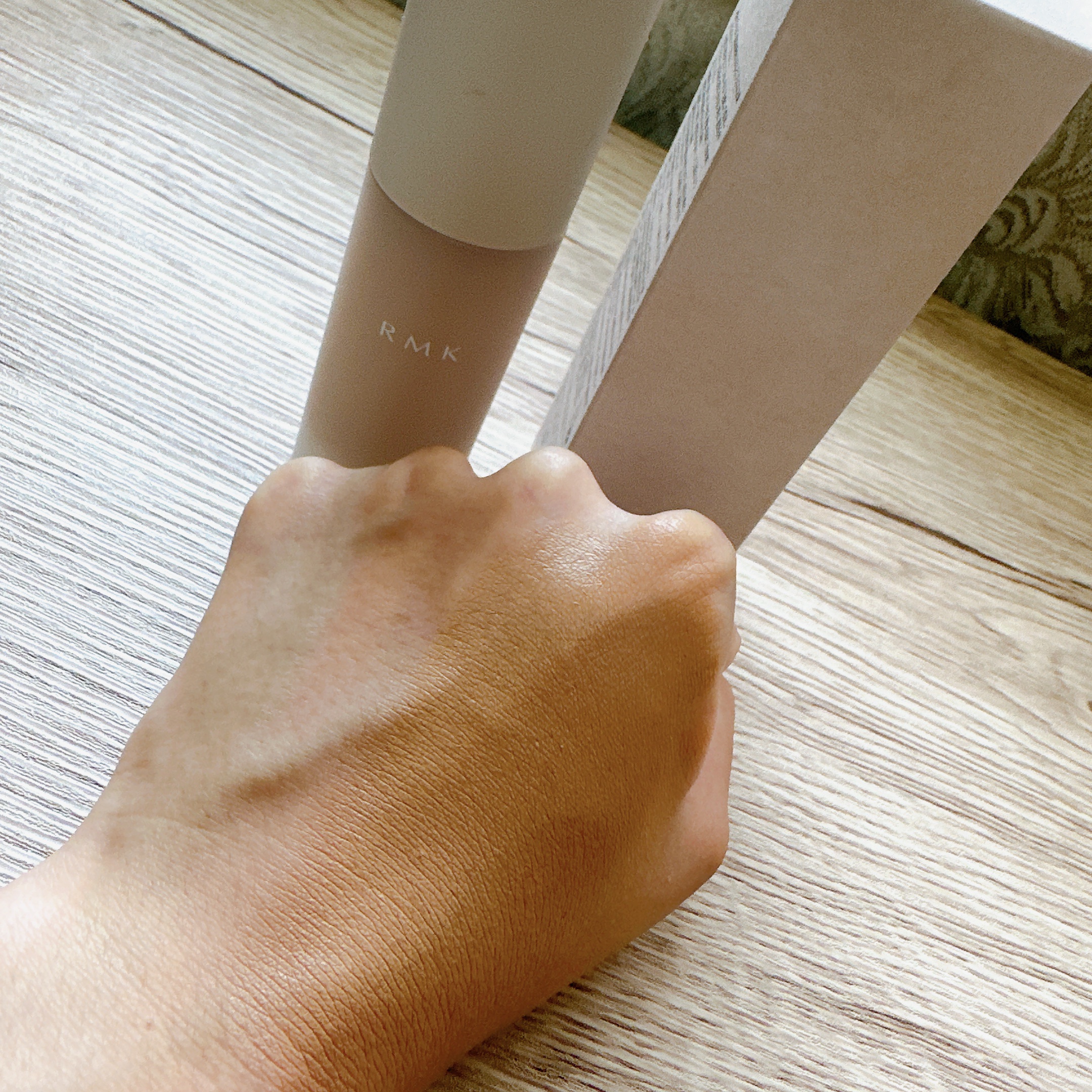 RMK ラスティング ジェルクリーミィファンデーション/RMK/クリーム・エマルジョンファンデーションを使ったクチコミ（3枚目）