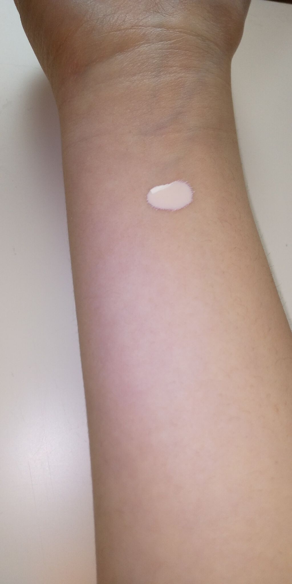 皮脂テカリ防止下地/CEZANNE/化粧下地を使ったクチコミ（2枚目）