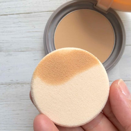 エッセンスBBパウダー ML(モイストラスティング)/毛穴パテ職人/プレストパウダーを使ったクチコミ(3枚目)