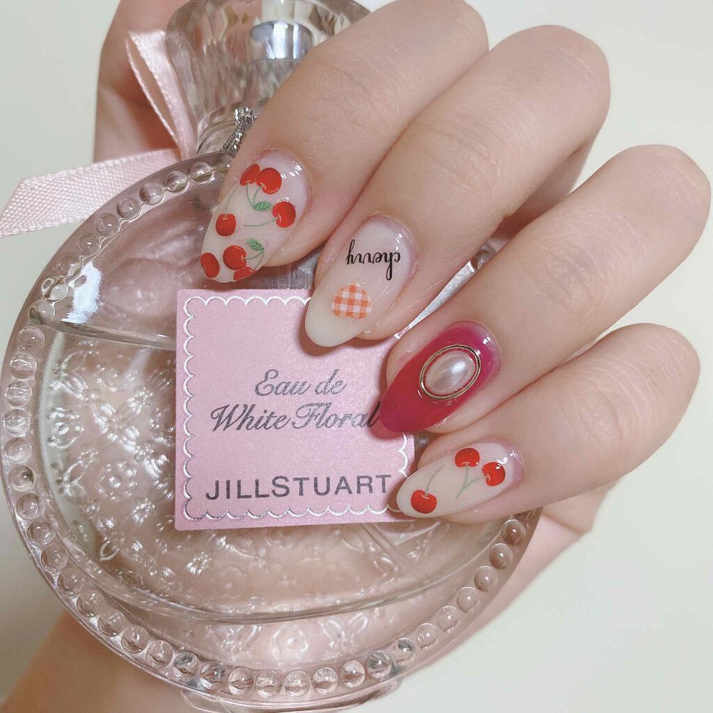 カラフルネイルズ/キャンメイク/マニキュアを使ったクチコミ（1枚目）