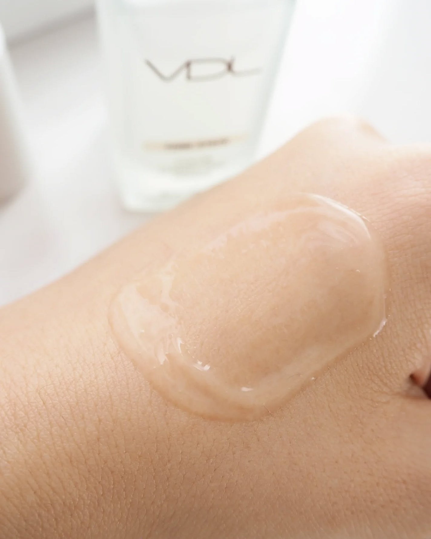 トーンステインカラーコレクティングプライマー/VDL/化粧下地を使ったクチコミ(5枚目)