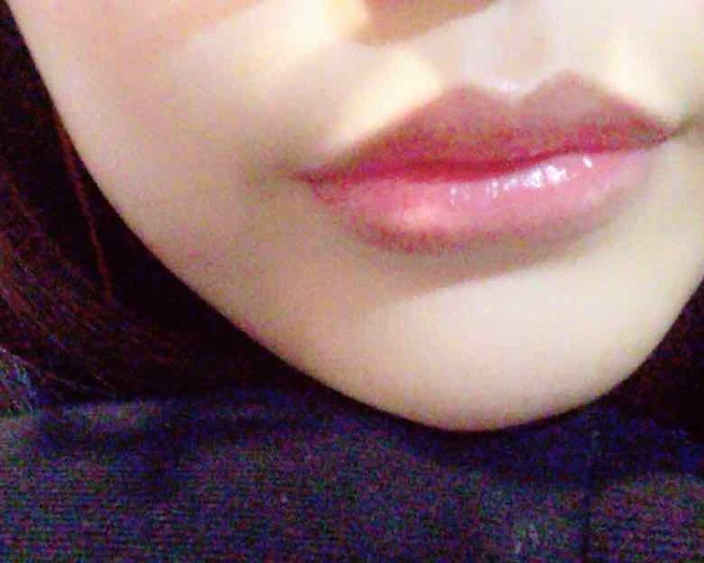 38°C / 99°F リップトリートメント (リップ美容液)/UZU BY FLOWFUSHI/リップケアを使ったクチコミ（2枚目）