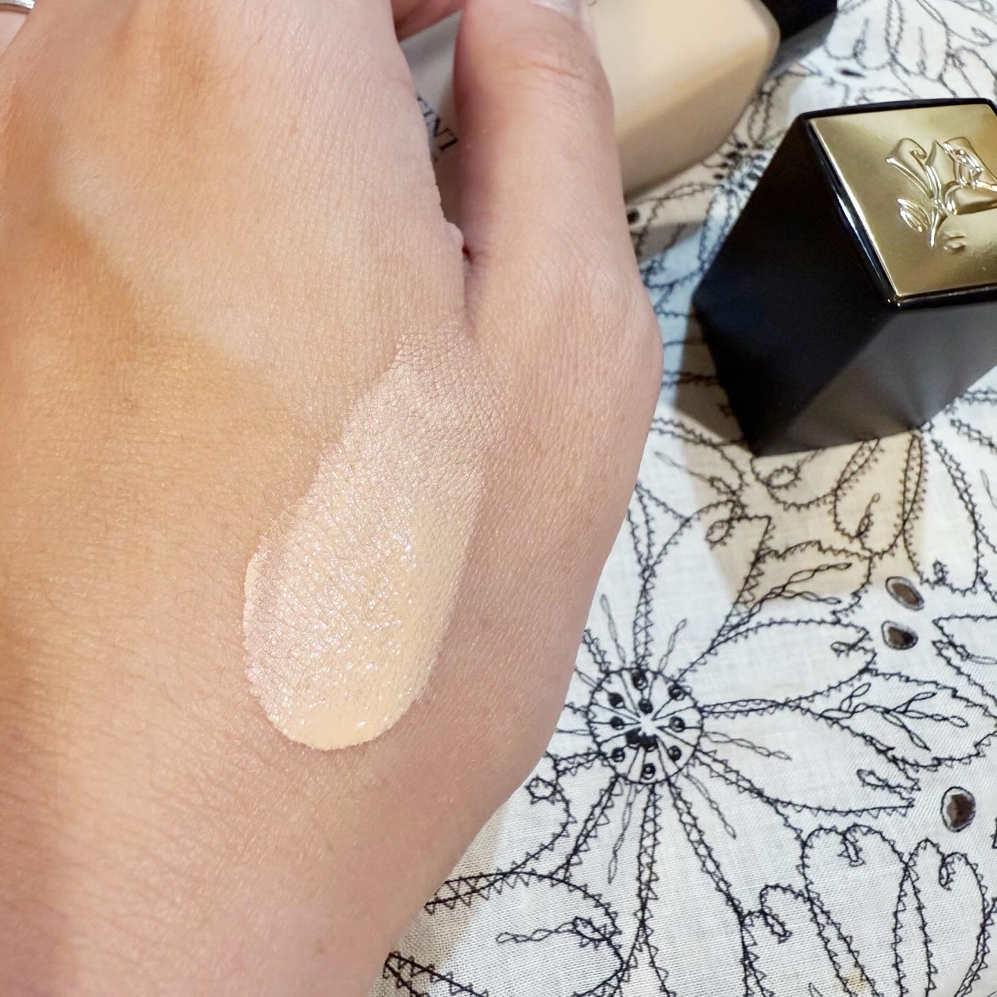 タンイドル ウルトラ ウェア リキッド N/LANCOME/リキッドファンデーションを使ったクチコミ（2枚目）