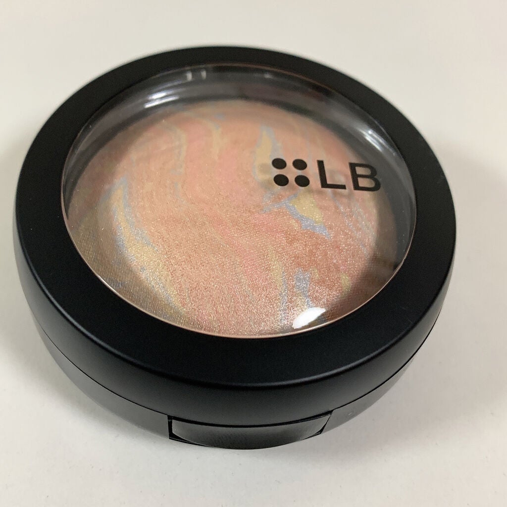 マーブルハイライター/LB/パウダーチークを使ったクチコミ(2枚目)