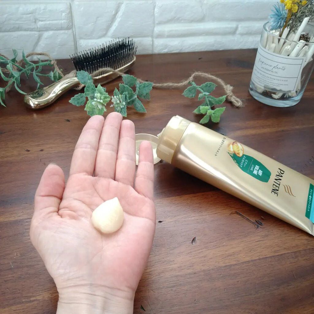 エアリーふんわりケア 洗い流すトリートメント /パンテーン/洗い流すヘアトリートメントを使ったクチコミ(2枚目)